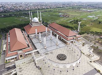 Gambar Masjid Agung Jawa Tengah (MAJT)